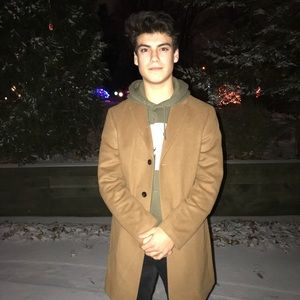 Meet your Posher, Caleb